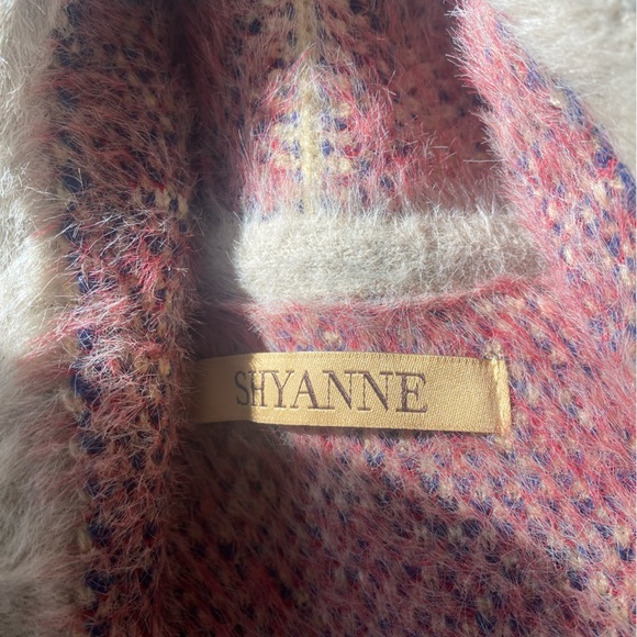 NWOT Shyanne Duster Sweater size Small. - Picture 3 of 3